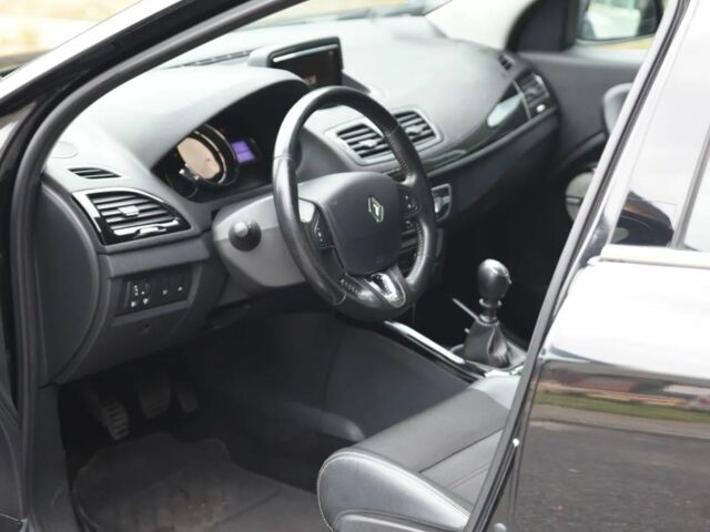 Черный Рено Меган, объемом двигателя 1.5 л и пробегом 194 тыс. км за 2500 $, фото 10 на Automoto.ua