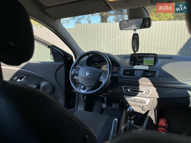 Черный Рено Меган, объемом двигателя 1.46 л и пробегом 194 тыс. км за 8600 $, фото 31 на Automoto.ua