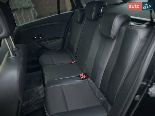 Черный Рено Меган, объемом двигателя 1.5 л и пробегом 276 тыс. км за 8700 $, фото 43 на Automoto.ua