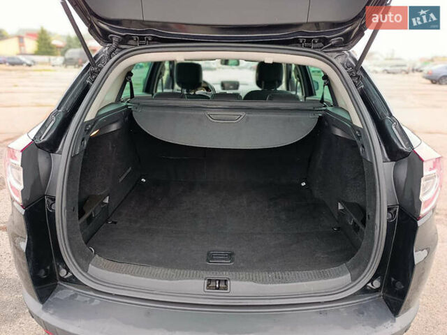 Черный Рено Меган, объемом двигателя 1.5 л и пробегом 242 тыс. км за 9500 $, фото 25 на Automoto.ua