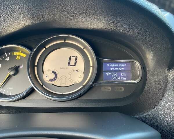Черный Рено Меган, объемом двигателя 1.5 л и пробегом 202 тыс. км за 10860 $, фото 10 на Automoto.ua