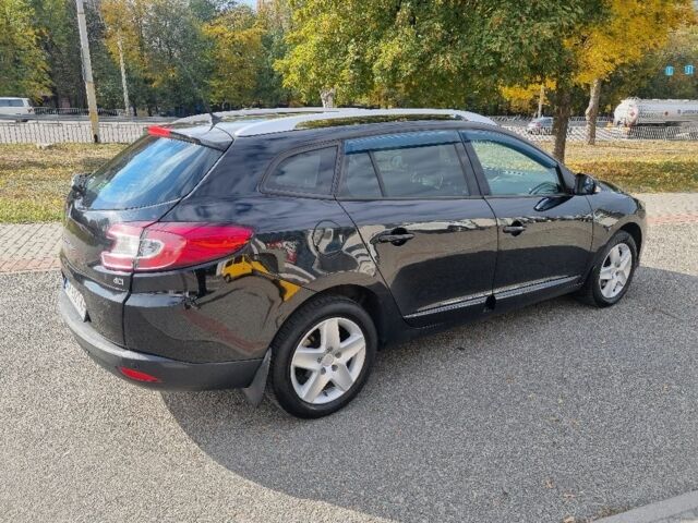 Черный Рено Меган, объемом двигателя 1.5 л и пробегом 217 тыс. км за 7950 $, фото 3 на Automoto.ua