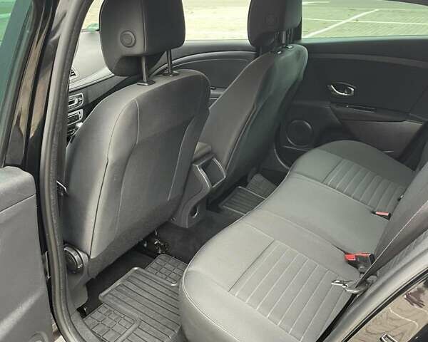 Рено Меган 2015 в Луцке на Automoto.ua Черный Рено Меган, объемом двигателя 1.5 л и пробегом 106 тыс. км за 10400 $, фото 17 на Automoto.ua