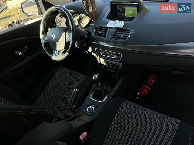 Черный Рено Меган, объемом двигателя 1.46 л и пробегом 194 тыс. км за 8600 $, фото 27 на Automoto.ua