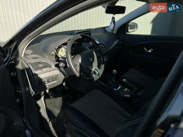 Черный Рено Меган, объемом двигателя 1.46 л и пробегом 194 тыс. км за 8600 $, фото 18 на Automoto.ua