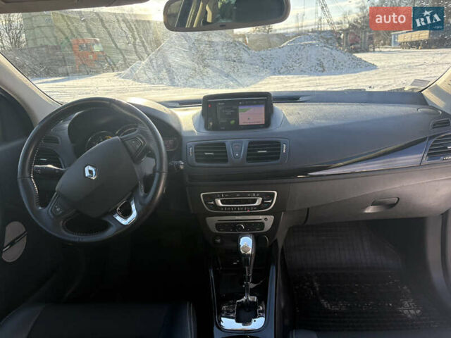 Чорний Рено Меган, об'ємом двигуна 1.5 л та пробігом 190 тис. км за 10999 $, фото 30 на Automoto.ua