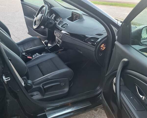 Рено Меган 2015 в Ровно на Automoto.ua Черный Рено Меган, объемом двигателя 1.6 л и пробегом 198 тыс. км за 7800 $, фото 8 на Automoto.ua