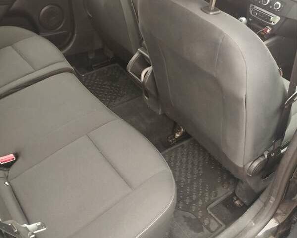 Чорний Рено Меган, об'ємом двигуна 1.6 л та пробігом 320 тис. км за 8600 $, фото 3 на Automoto.ua