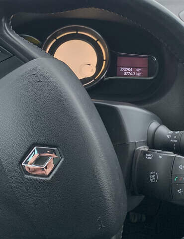 Чорний Рено Меган, об'ємом двигуна 1.46 л та пробігом 392 тис. км за 7700 $, фото 15 на Automoto.ua