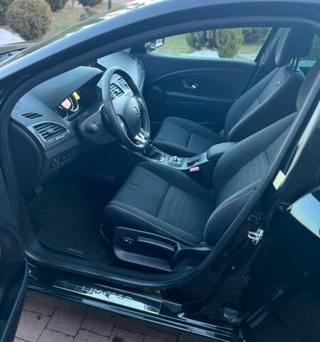 Чорний Рено Меган, об'ємом двигуна 1.46 л та пробігом 195 тис. км за 9000 $, фото 55 на Automoto.ua