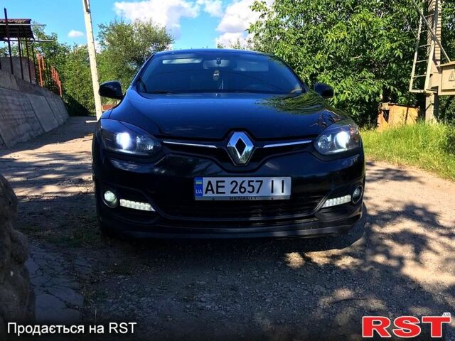 Черный Рено Меган, объемом двигателя 1.5 л и пробегом 0 тыс. км за 8200 $, фото 4 на Automoto.ua