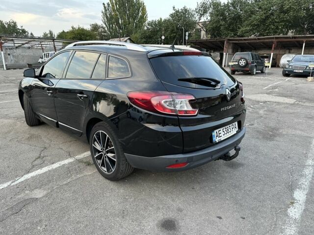 Черный Рено Меган, объемом двигателя 1.5 л и пробегом 245 тыс. км за 8700 $, фото 3 на Automoto.ua