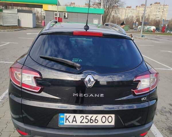 Черный Рено Меган, объемом двигателя 1.5 л и пробегом 340 тыс. км за 8500 $, фото 5 на Automoto.ua