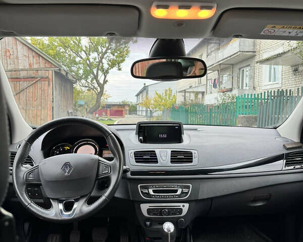 Черный Рено Меган, объемом двигателя 1.5 л и пробегом 207 тыс. км за 10900 $, фото 42 на Automoto.ua