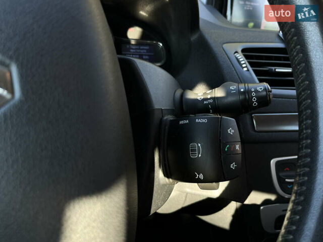 Черный Рено Меган, объемом двигателя 1.46 л и пробегом 194 тыс. км за 8600 $, фото 21 на Automoto.ua