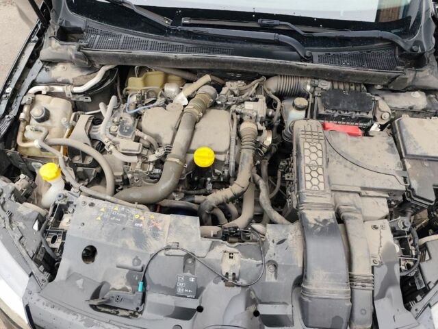 Черный Рено Меган, объемом двигателя 1.5 л и пробегом 136 тыс. км за 11500 $, фото 14 на Automoto.ua