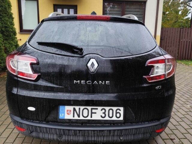 Черный Рено Меган, объемом двигателя 1.5 л и пробегом 311 тыс. км за 5183 $, фото 7 на Automoto.ua