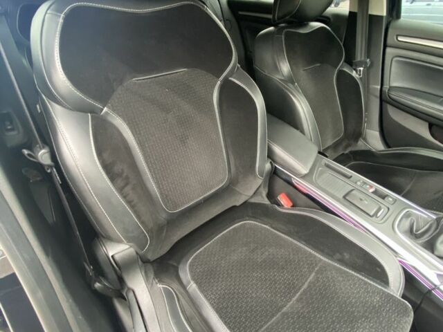 Черный Рено Меган, объемом двигателя 0 л и пробегом 206 тыс. км за 11500 $, фото 19 на Automoto.ua