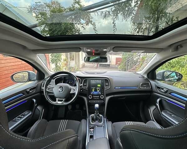 Черный Рено Меган, объемом двигателя 1.6 л и пробегом 190 тыс. км за 14700 $, фото 13 на Automoto.ua