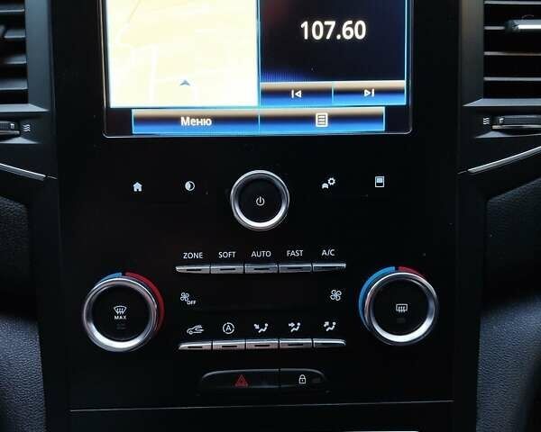 Черный Рено Меган, объемом двигателя 1.5 л и пробегом 215 тыс. км за 11350 $, фото 3 на Automoto.ua