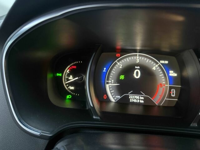 Черный Рено Меган, объемом двигателя 1.5 л и пробегом 222 тыс. км за 11900 $, фото 9 на Automoto.ua