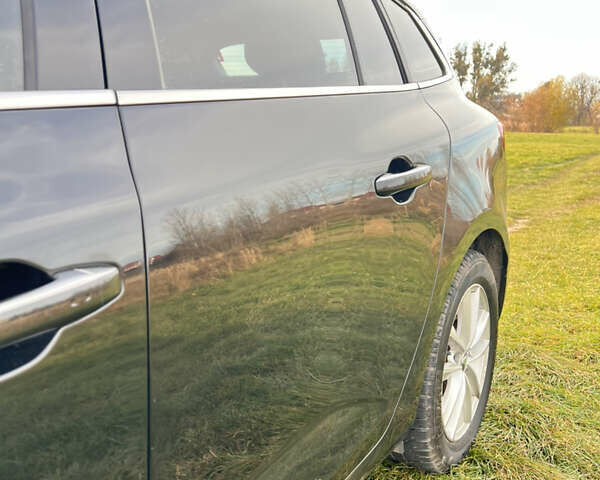 Черный Рено Меган, объемом двигателя 1.46 л и пробегом 160 тыс. км за 11900 $, фото 8 на Automoto.ua