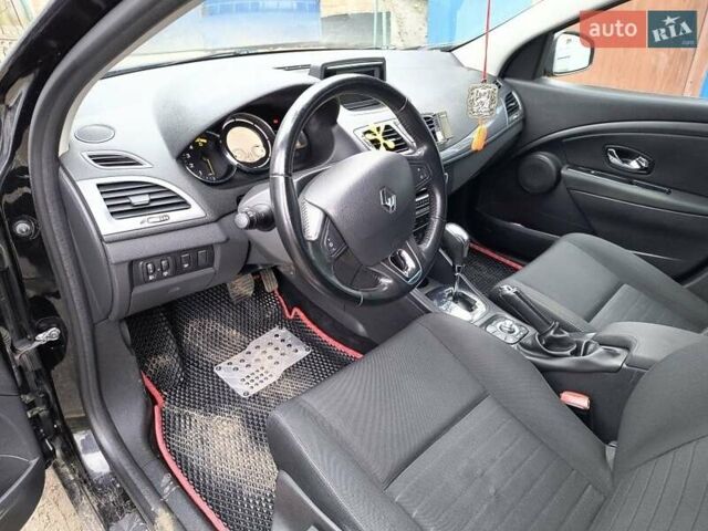 Черный Рено Меган, объемом двигателя 1.5 л и пробегом 160 тыс. км за 10000 $, фото 3 на Automoto.ua