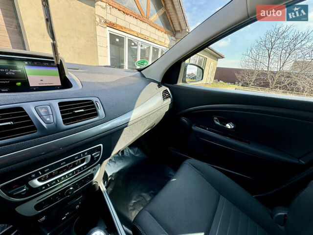 Черный Рено Меган, объемом двигателя 1.5 л и пробегом 151 тыс. км за 11350 $, фото 81 на Automoto.ua