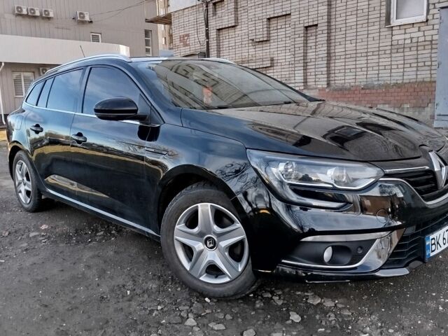 Черный Рено Меган, объемом двигателя 1.5 л и пробегом 215 тыс. км за 11489 $, фото 2 на Automoto.ua