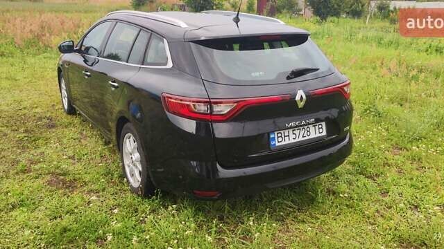 Черный Рено Меган, объемом двигателя 1.5 л и пробегом 218 тыс. км за 12300 $, фото 5 на Automoto.ua