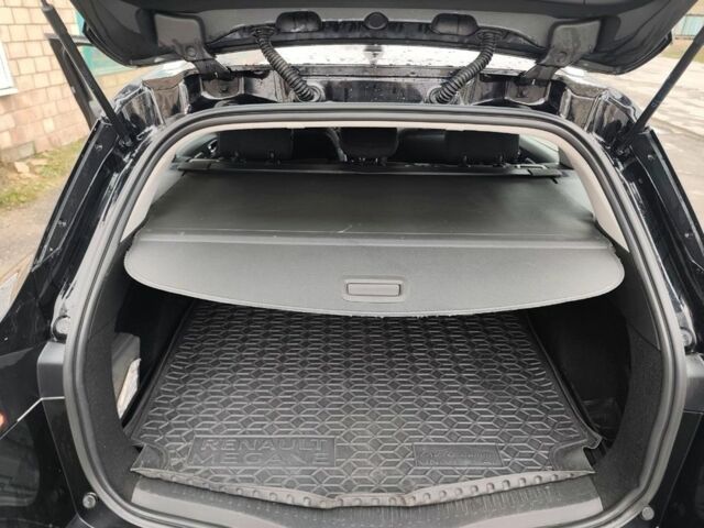 Черный Рено Меган, объемом двигателя 1.5 л и пробегом 136 тыс. км за 11500 $, фото 12 на Automoto.ua