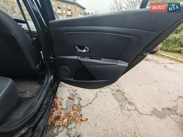 Черный Рено Меган, объемом двигателя 1.5 л и пробегом 240 тыс. км за 8000 $, фото 15 на Automoto.ua