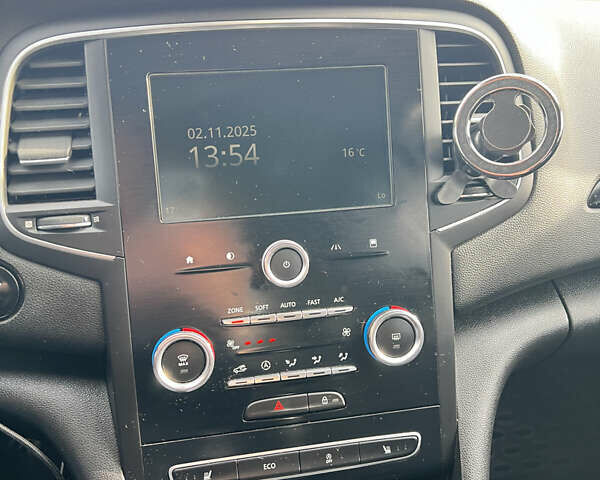 Черный Рено Меган, объемом двигателя 1.46 л и пробегом 160 тыс. км за 11900 $, фото 2 на Automoto.ua