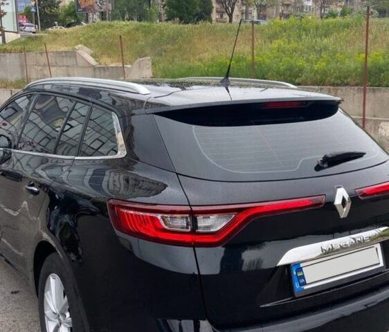 Черный Рено Меган, объемом двигателя 0 л и пробегом 206 тыс. км за 11500 $, фото 1 на Automoto.ua