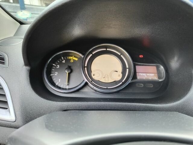 Черный Рено Меган, объемом двигателя 1.5 л и пробегом 160 тыс. км за 10000 $, фото 7 на Automoto.ua