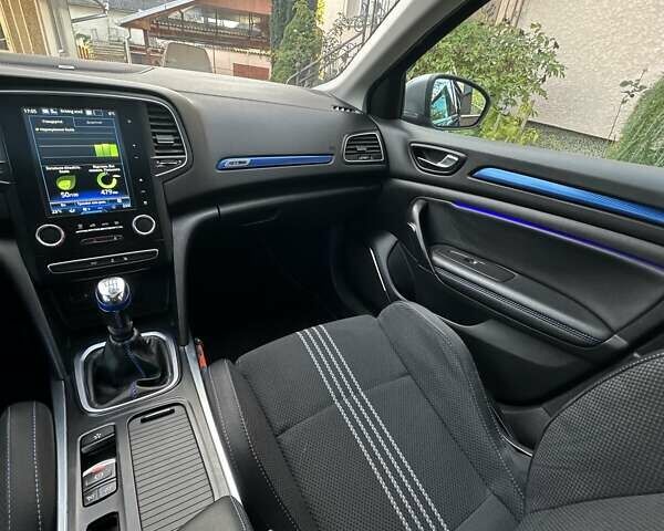 Черный Рено Меган, объемом двигателя 1.6 л и пробегом 190 тыс. км за 14700 $, фото 16 на Automoto.ua
