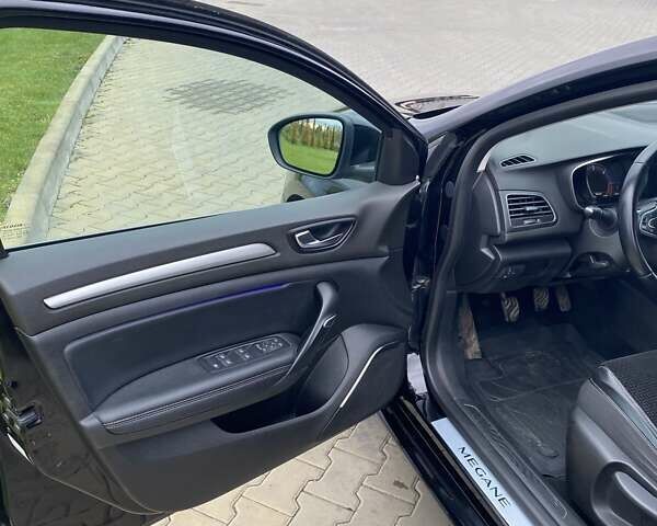 Рено Меган 2016 в Луцке на Automoto.ua Черный Рено Меган, объемом двигателя 1.6 л и пробегом 224 тыс. км за 11800 $, фото 4 на Automoto.ua