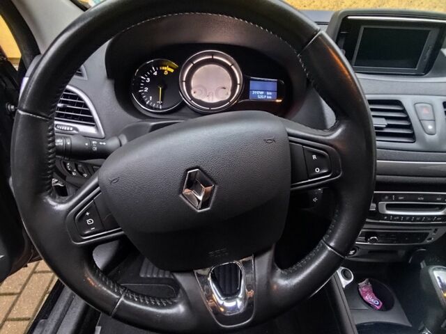 Черный Рено Меган, объемом двигателя 1.5 л и пробегом 311 тыс. км за 5183 $, фото 1 на Automoto.ua