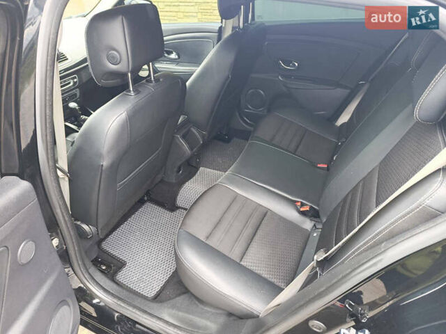 Чорний Рено Меган, об'ємом двигуна 1.6 л та пробігом 210 тис. км за 11000 $, фото 9 на Automoto.ua