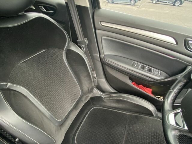 Черный Рено Меган, объемом двигателя 0 л и пробегом 206 тыс. км за 11500 $, фото 16 на Automoto.ua