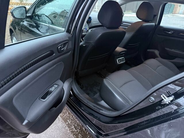 Черный Рено Меган, объемом двигателя 1.5 л и пробегом 222 тыс. км за 11900 $, фото 14 на Automoto.ua