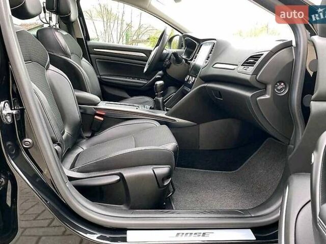 Чорний Рено Меган, об'ємом двигуна 1.46 л та пробігом 222 тис. км за 13300 $, фото 8 на Automoto.ua