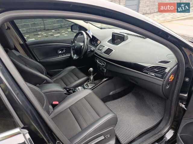 Чорний Рено Меган, об'ємом двигуна 1.6 л та пробігом 210 тис. км за 11000 $, фото 7 на Automoto.ua