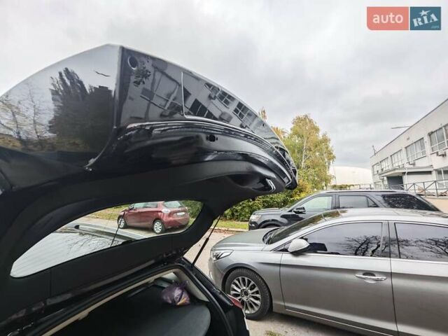 Черный Рено Меган, объемом двигателя 1.5 л и пробегом 240 тыс. км за 8000 $, фото 13 на Automoto.ua