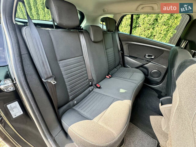 Черный Рено Меган, объемом двигателя 1.5 л и пробегом 151 тыс. км за 11350 $, фото 108 на Automoto.ua