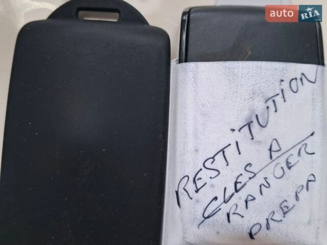 Черный Рено Меган, объемом двигателя 1.5 л и пробегом 253 тыс. км за 11800 $, фото 13 на Automoto.ua