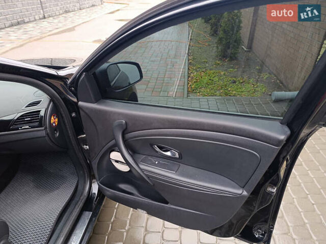 Чорний Рено Меган, об'ємом двигуна 1.6 л та пробігом 210 тис. км за 11000 $, фото 8 на Automoto.ua