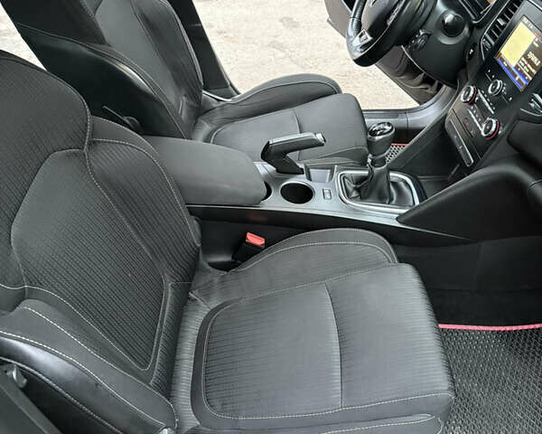 Черный Рено Меган, объемом двигателя 1.46 л и пробегом 190 тыс. км за 12200 $, фото 25 на Automoto.ua