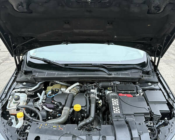 Черный Рено Меган, объемом двигателя 1.46 л и пробегом 190 тыс. км за 12200 $, фото 31 на Automoto.ua