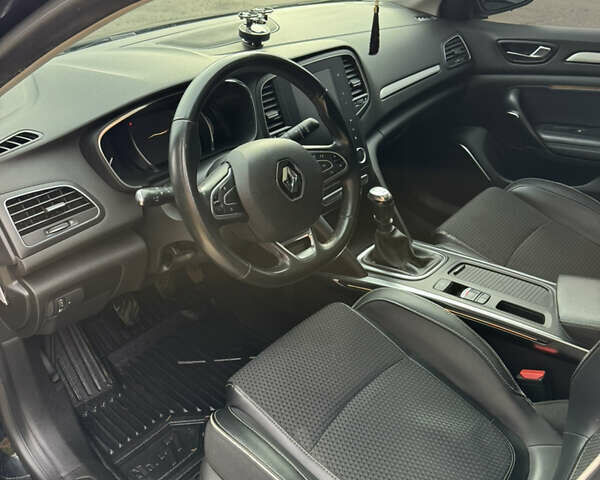 Черный Рено Меган, объемом двигателя 1.46 л и пробегом 267 тыс. км за 14100 $, фото 10 на Automoto.ua